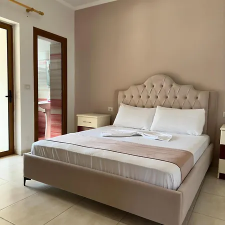 Evelina Ernild Guest house Sarande