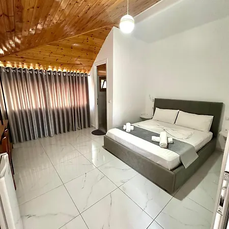 Maison d'hôtes Evelina Ernild Saranda